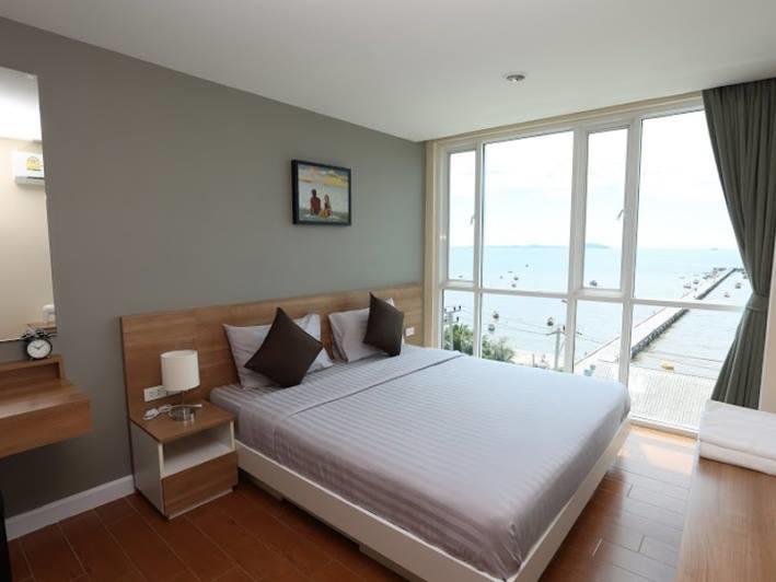 Bbg Seaside Luxurious Service Apartment Bangszen Kültér fotó